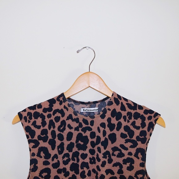 SOLD! ❤️ Reformation Izzy Leopard/Cheetah Dress - Picture 5 of 8